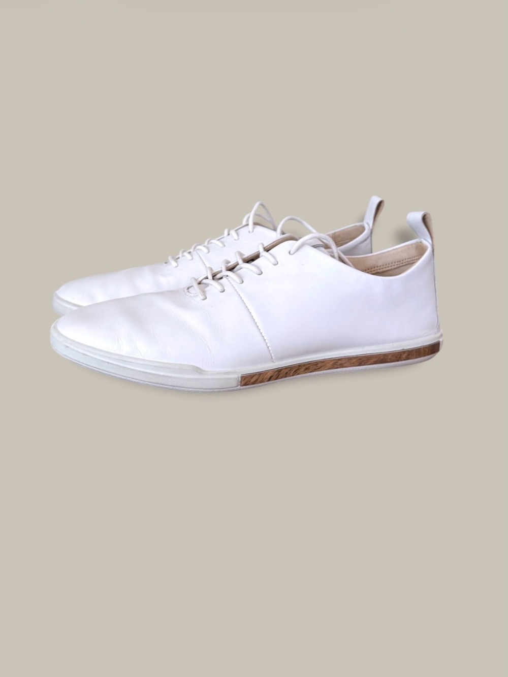 ECCO Soft 8 Leather Sneakers White Lace Up Comfort Shoes Size 8
